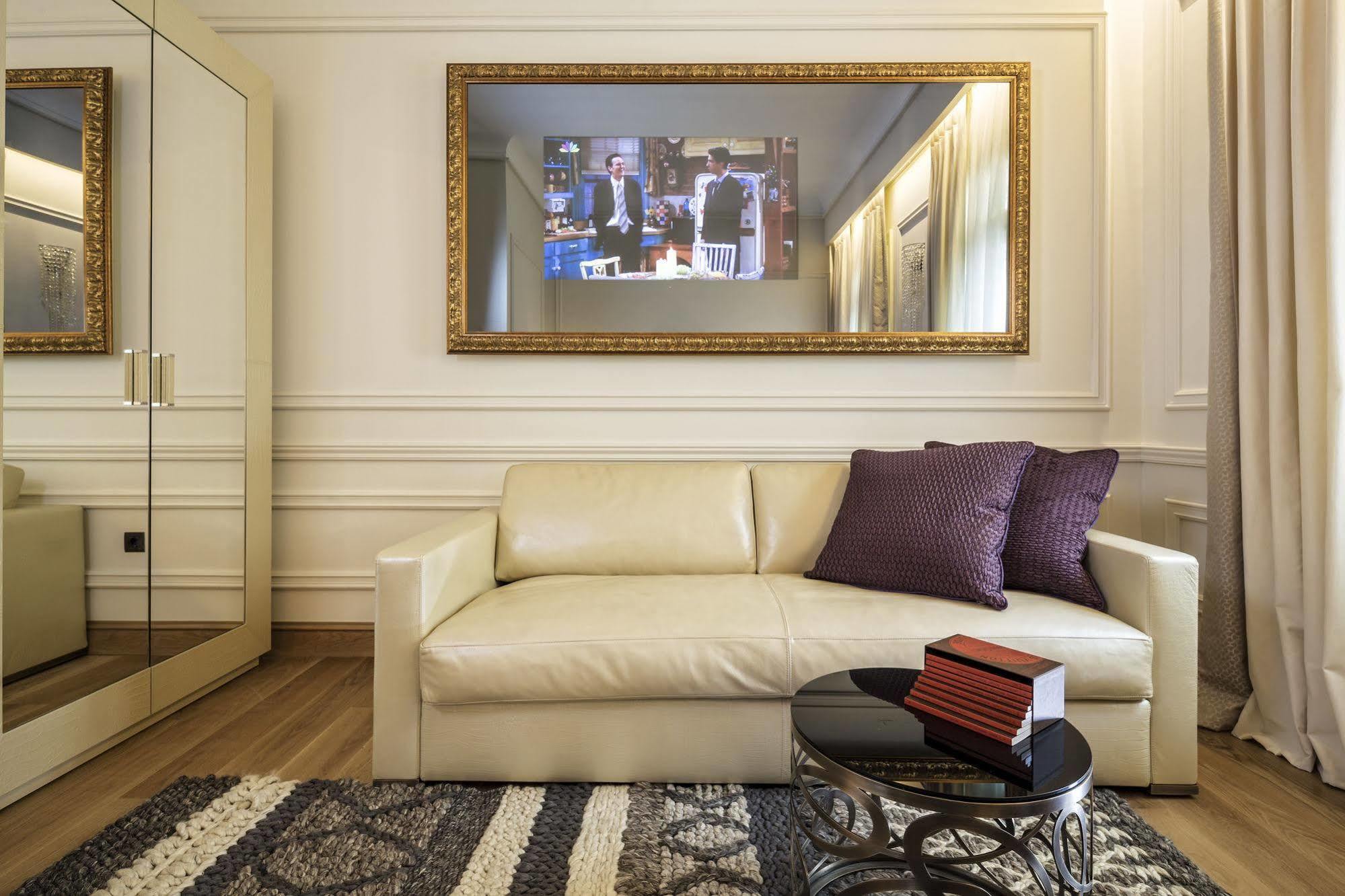 Hotel 3 Sixty Hotel & Suites