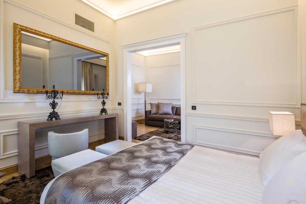 Hotel 3 Sixty & 4*