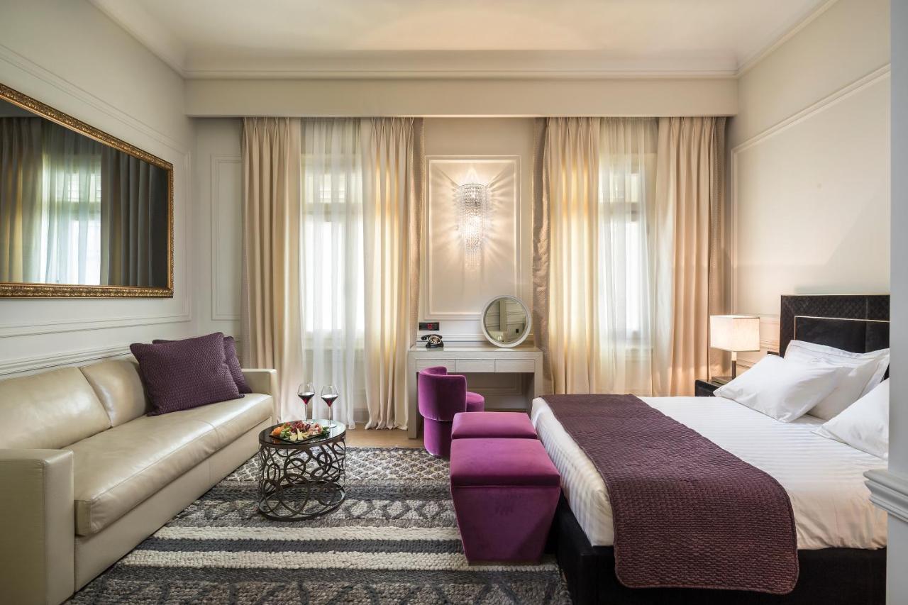 3 Sixty & Hotel 4*